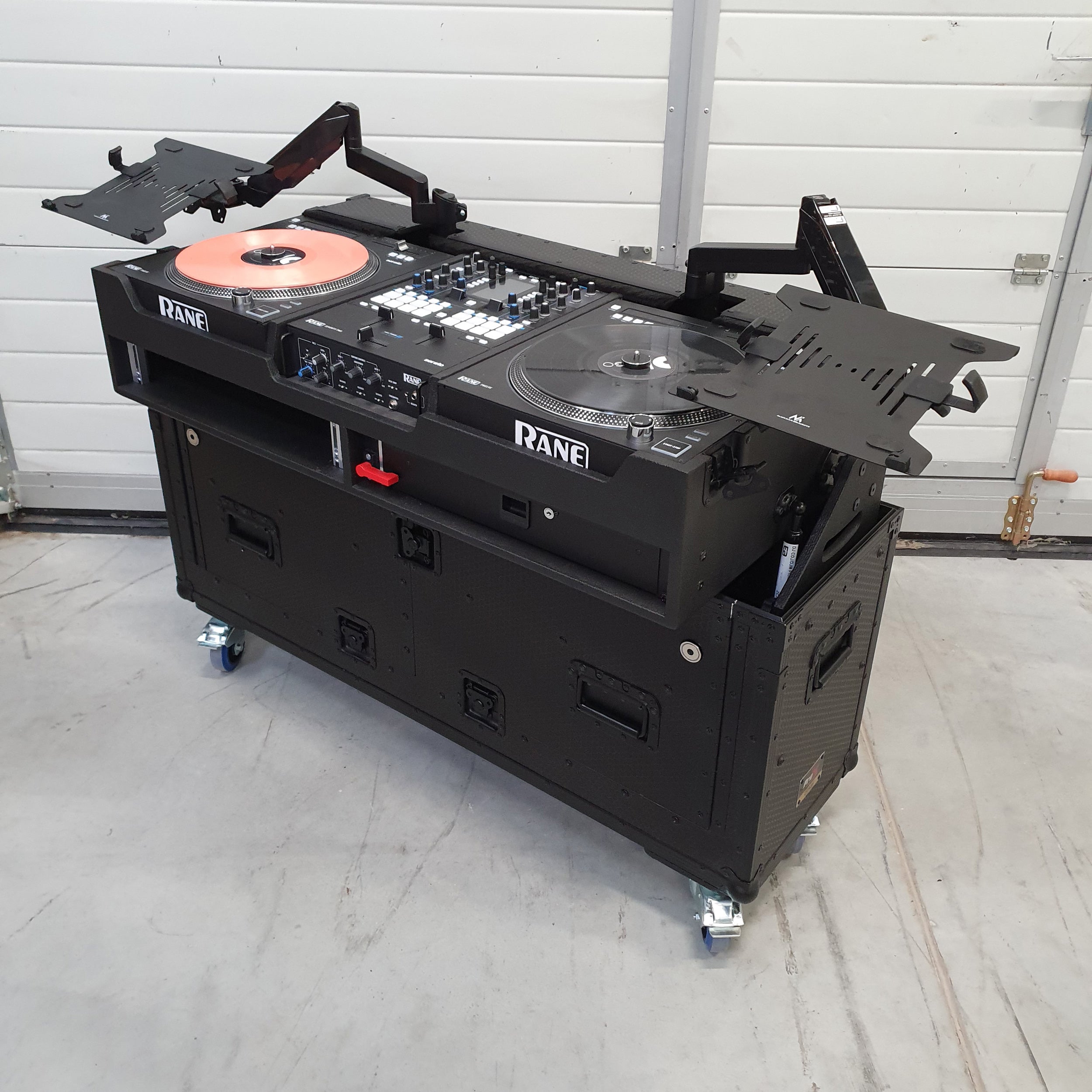 Flip-Ready Easy Retracting Hydraulic Lift Case for RANE Twelve Seventy and Seventy Two MKII Series , with Two Laptop Arms