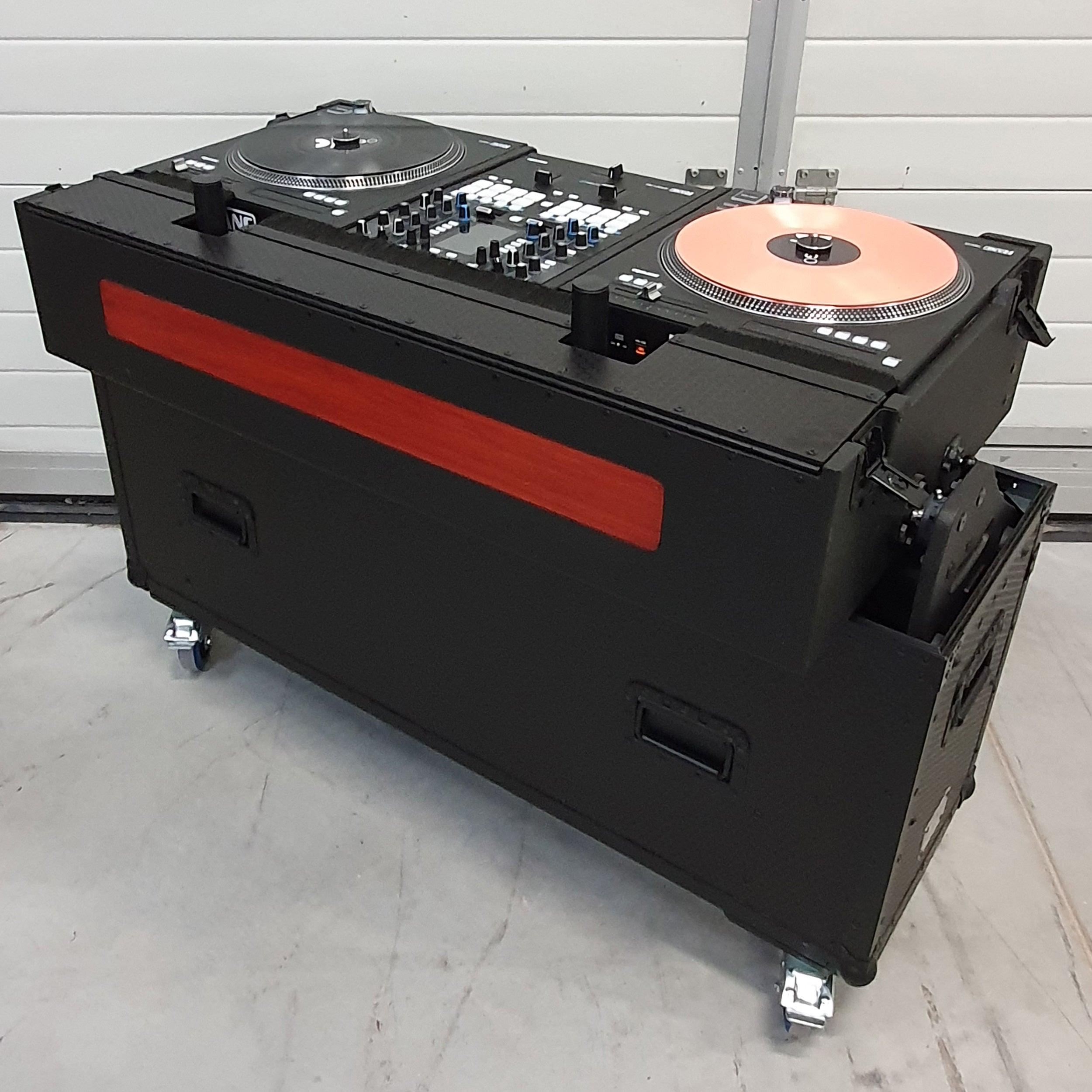 Flip-Ready Easy Retracting Hydraulic Lift Case for RANE Twelve Seventy and Seventy Two MKII Series , with Two Laptop Arms