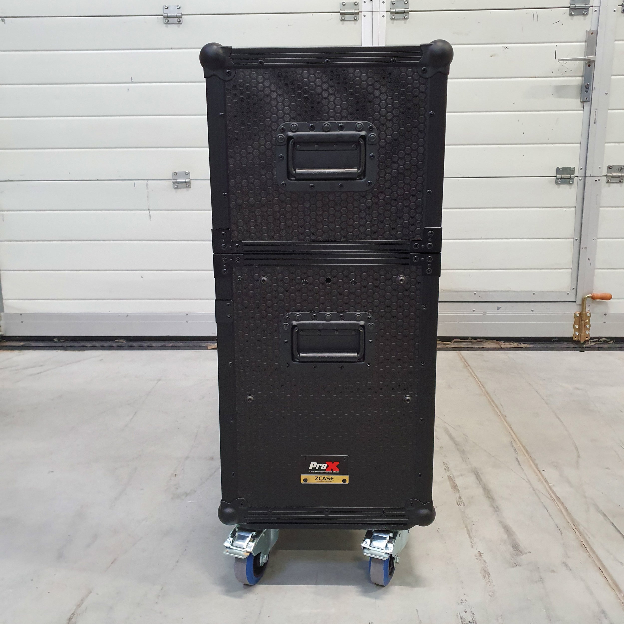Flip-Ready Easy Retracting Hydraulic Lift Case for RANE Twelve Seventy and Seventy Two MKII Series , with Two Laptop Arms