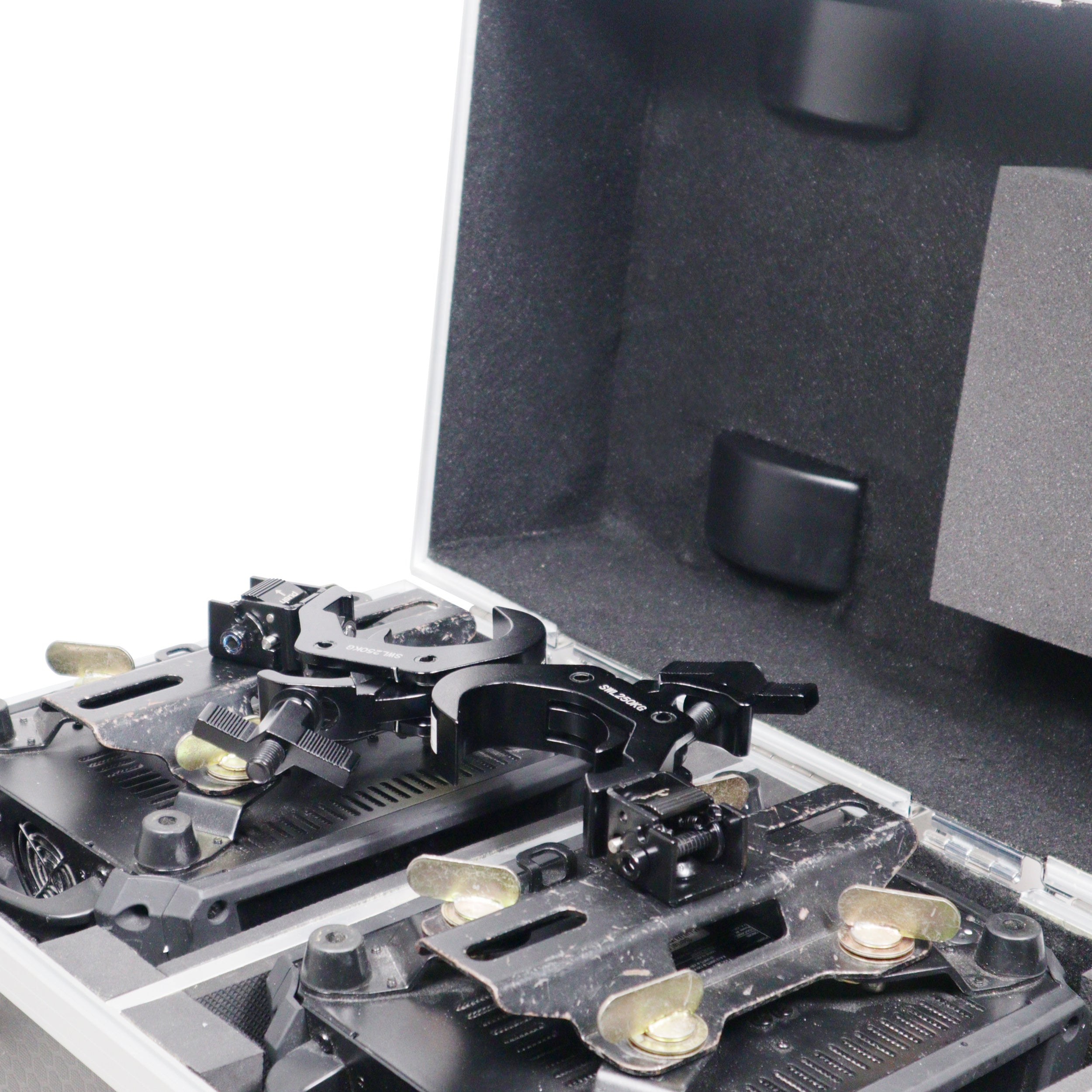 Set of (4) Quick 90º Folding Moving Head Clamp Adapters with T-C12 Truss Clamp 2 in. Diameter Black Finish - Max Load: 330 lbs