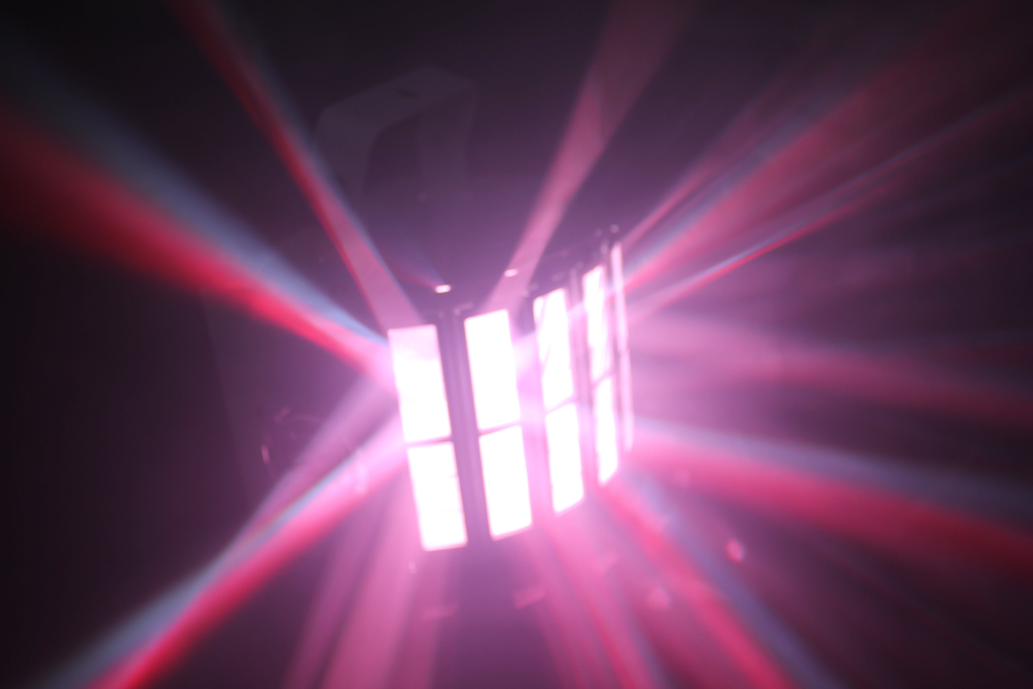 WISP Derby 2 x 12 Watt 4-in1 Ultrabright RGBW LEDs