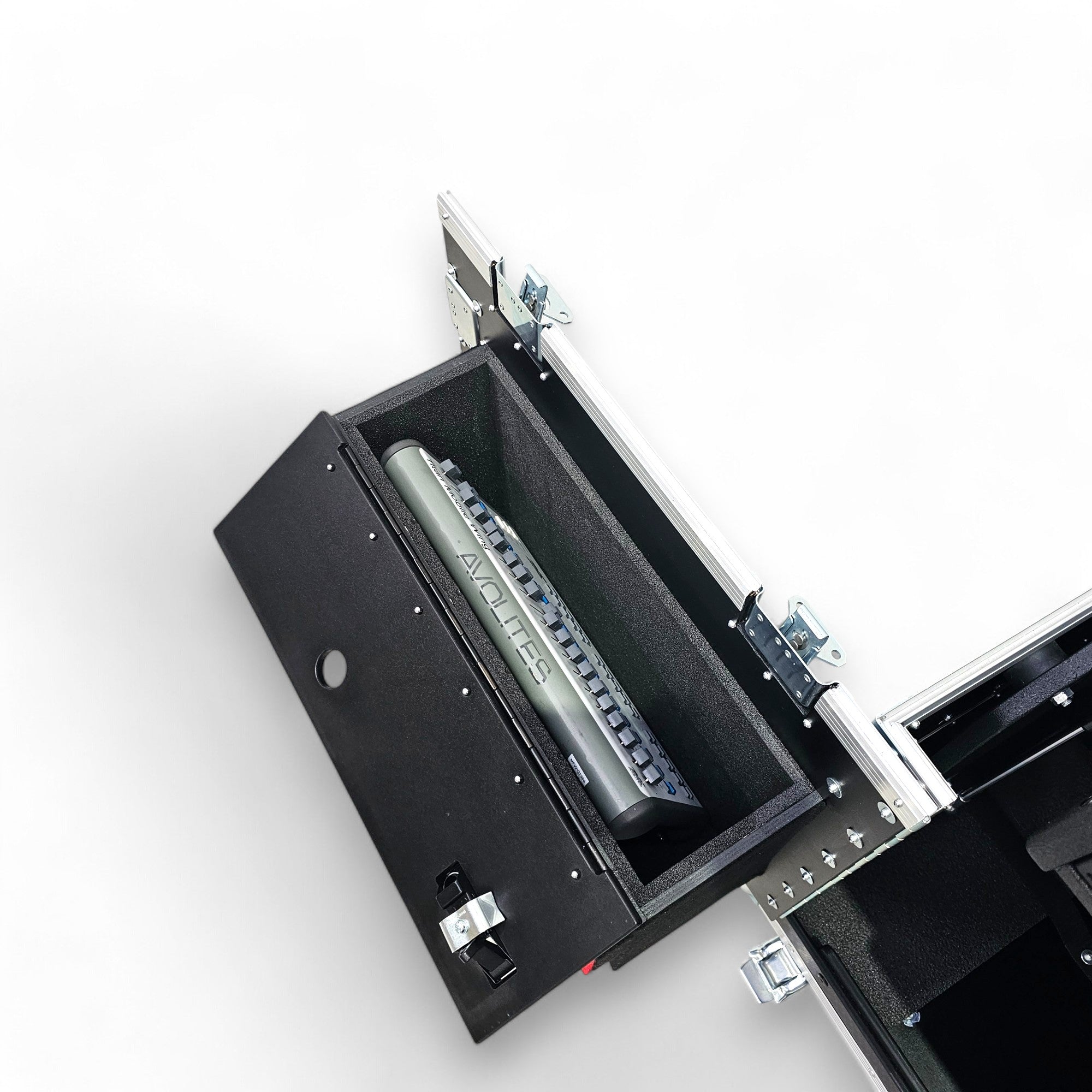 AVOLITES QUARTZ Flip-Ready Hydraulic Console Easy Retracting Lifting Case by ZCASE